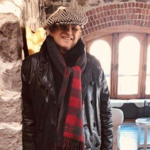 Meet your Posher, Marc andré